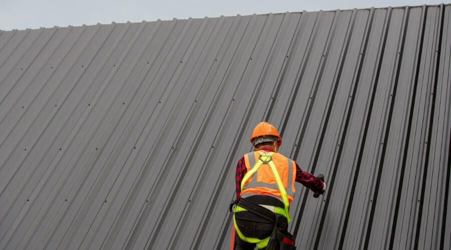 Professional residential roofers in Covesville, VA